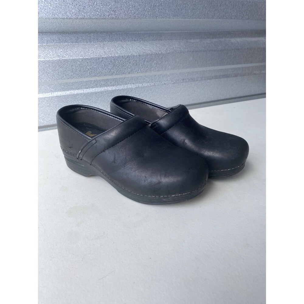 Dansko XP 2.0 Black Leather Clogs Mule Shoes Slip Resistant Women EU 38 US 7.5 8
